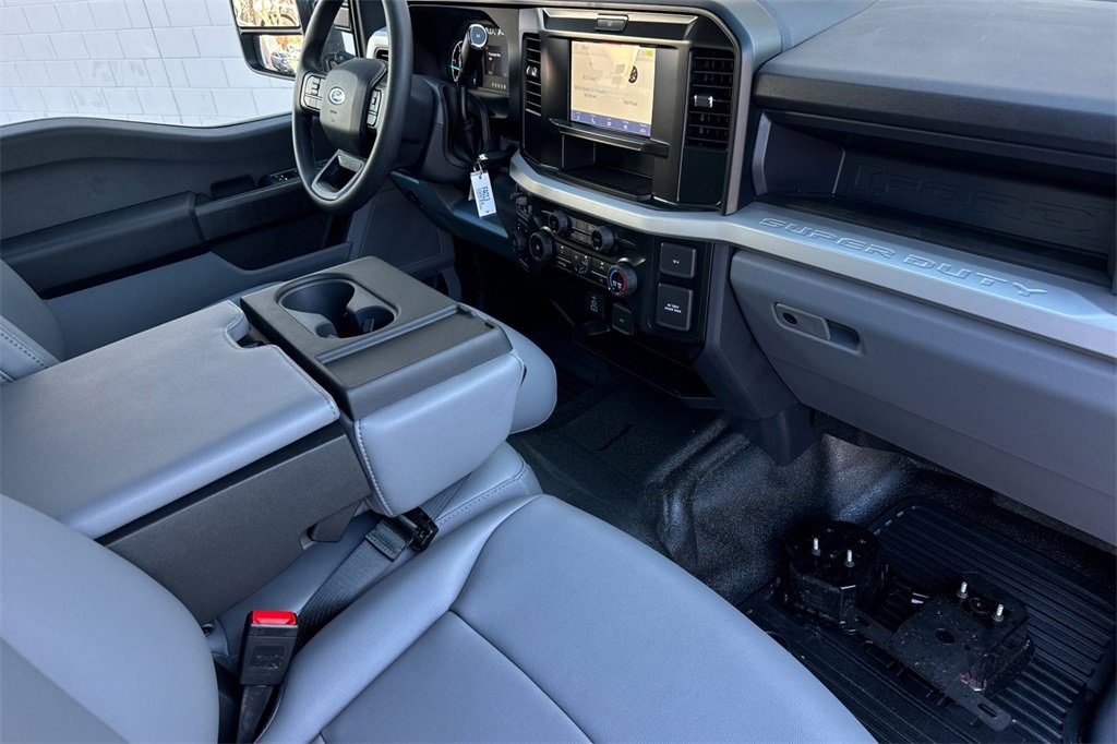 New 2026 Ford F350 XL w/ XL Chrome Package image 12