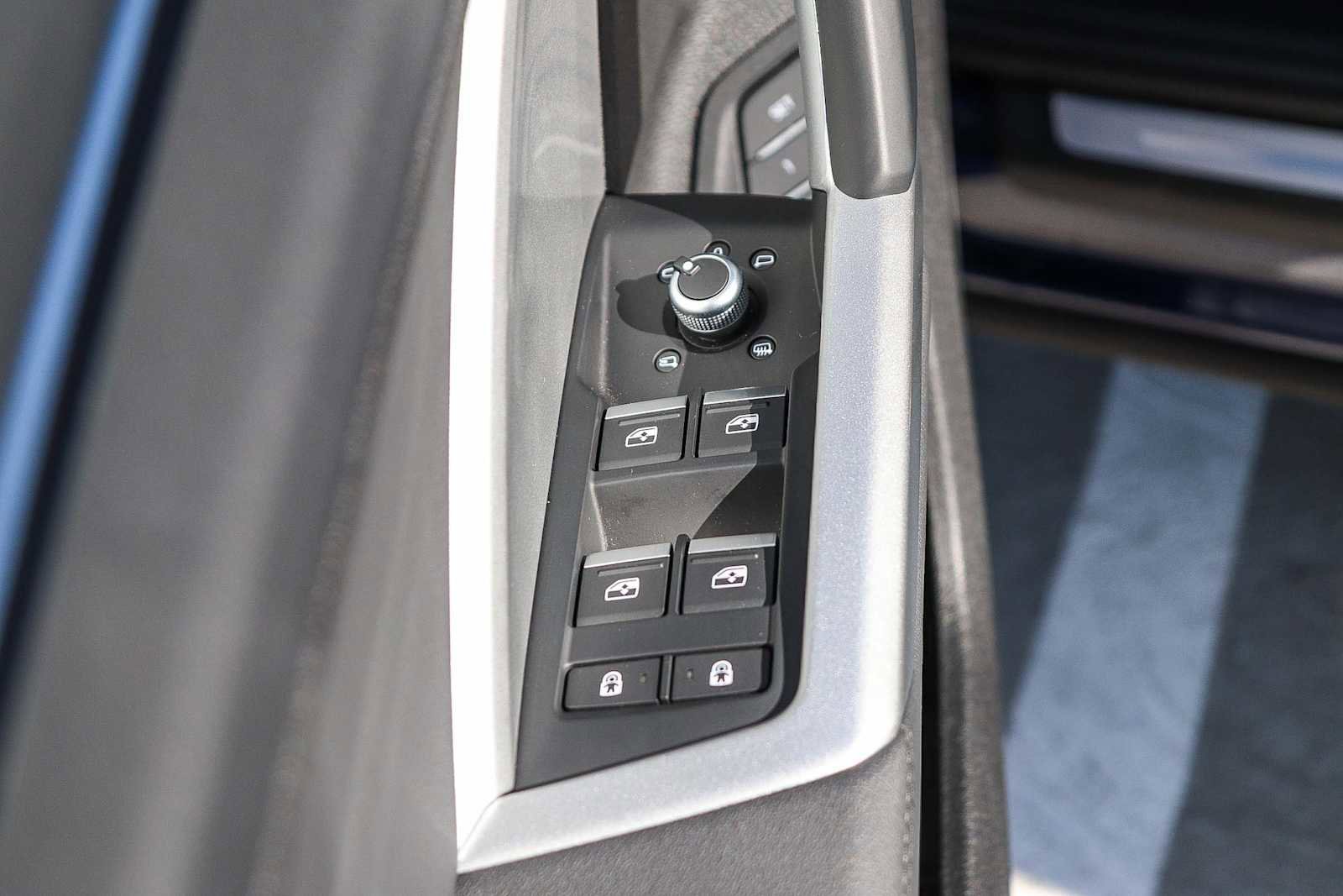 Used 2025 Audi Q3 2.0T Premium w/ Convenience Package image 27