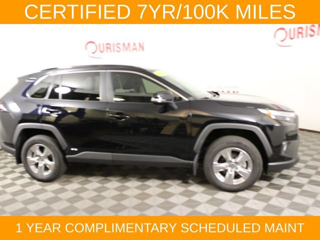 Used 2025 Toyota RAV4 XLE AWD/4WD image 14