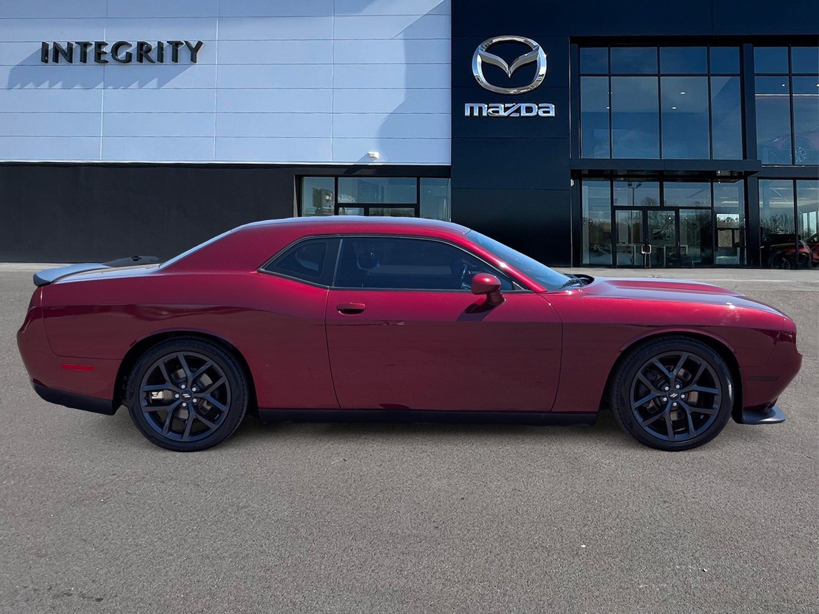 Used 2019 Dodge Challenger R/T w/ Driver Convenience Group RWD image 3