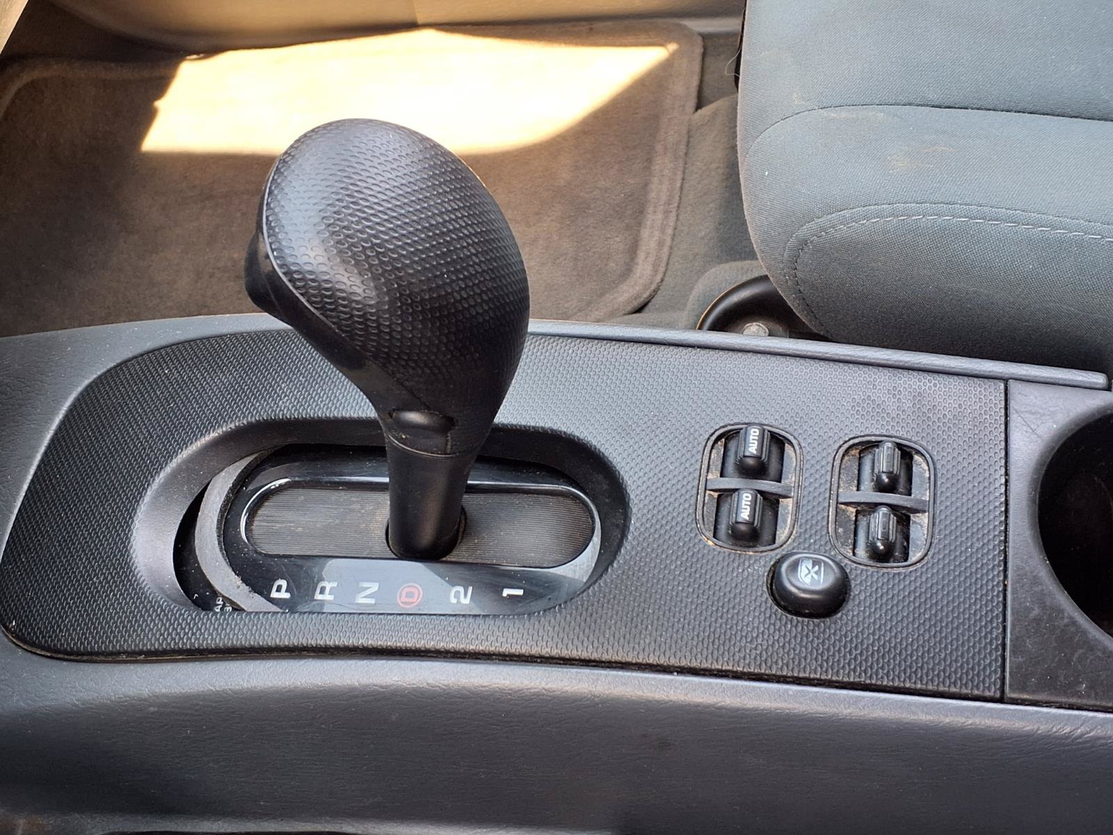 Used 2005 Jeep Liberty Sport AWD/4WD image 16