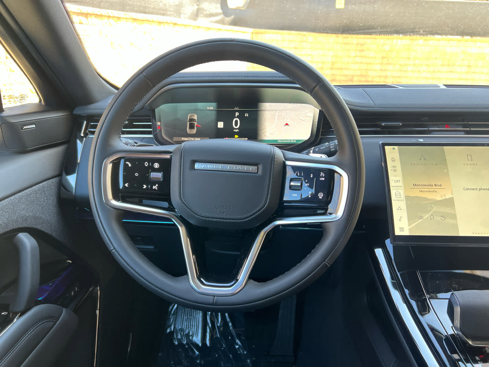 Certified 2025 Land Rover Range Rover Sport AWD/4WD image 10