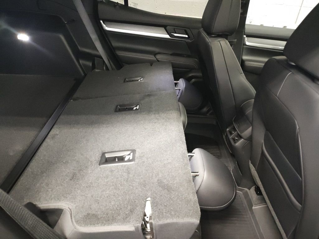 New 2026 GMC Terrain Elevation w/ Elevation Premium Package image 13