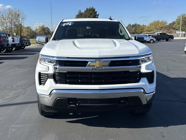 Certified 2024 Chevrolet Silverado 1500 LT AWD/4WD image 3
