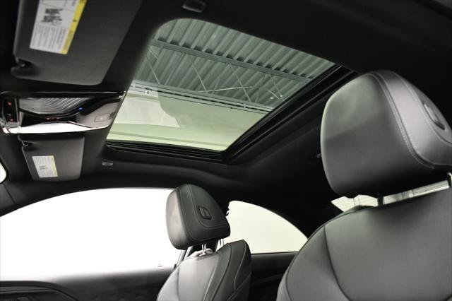 Used 2024 BMW M240i Coupe w/ Premium Package RWD image 33