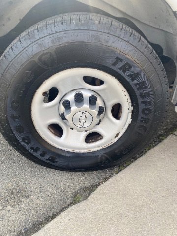 Used 2014 Chevrolet Express 2500 image 26