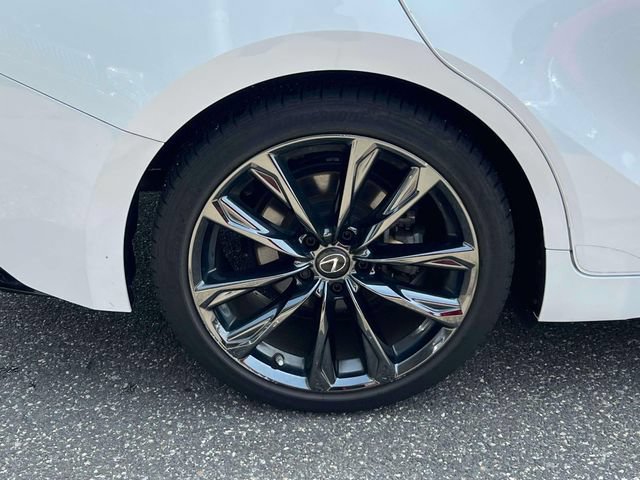Used 2022 Lexus IS 350 F Sport AWD/4WD image 8
