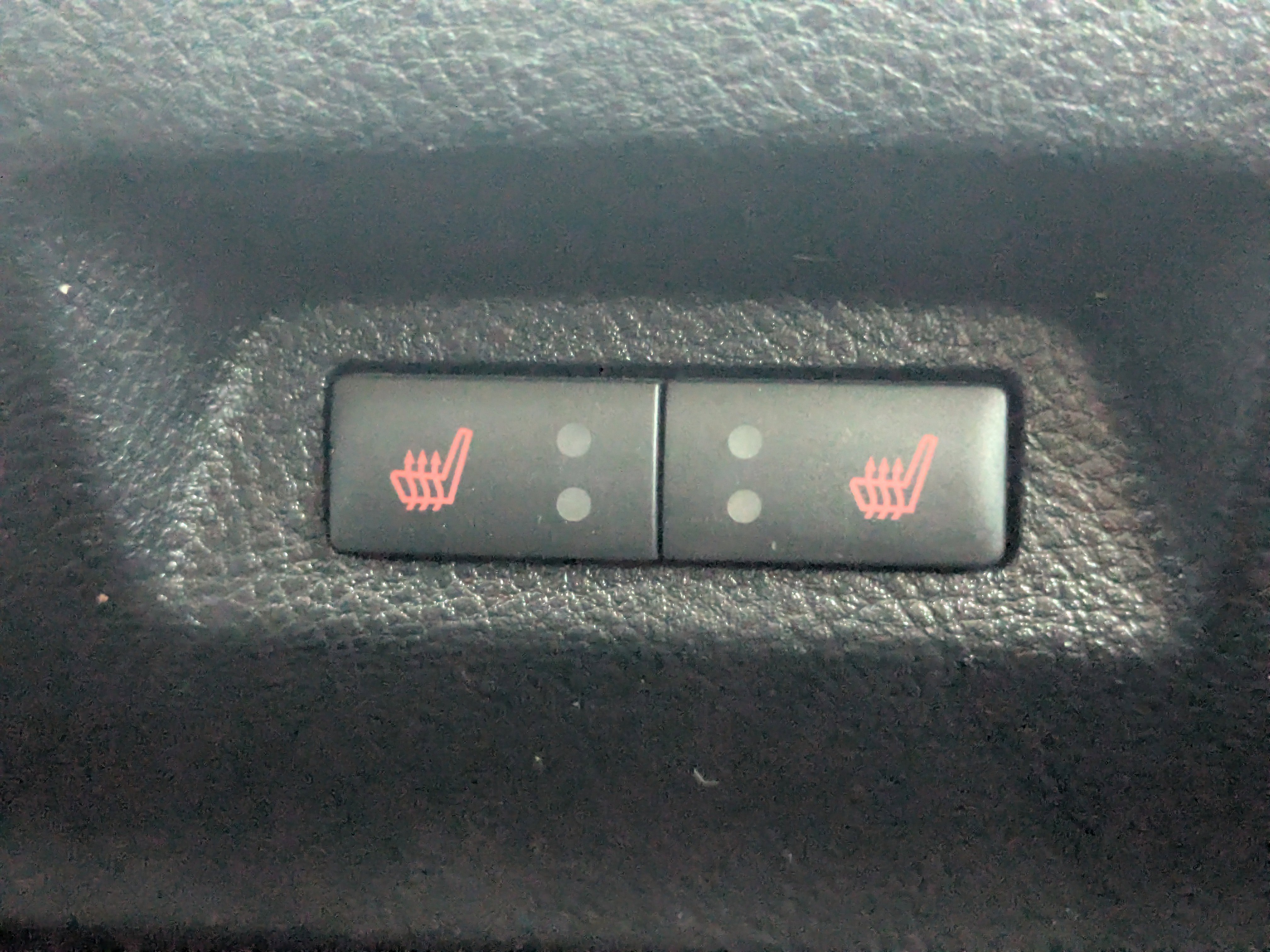 Used 2019 Ford Edge Titanium w/ Equipment Group 301A image 17