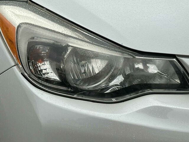 Used 2017 Subaru Crosstrek 2.0i image 30