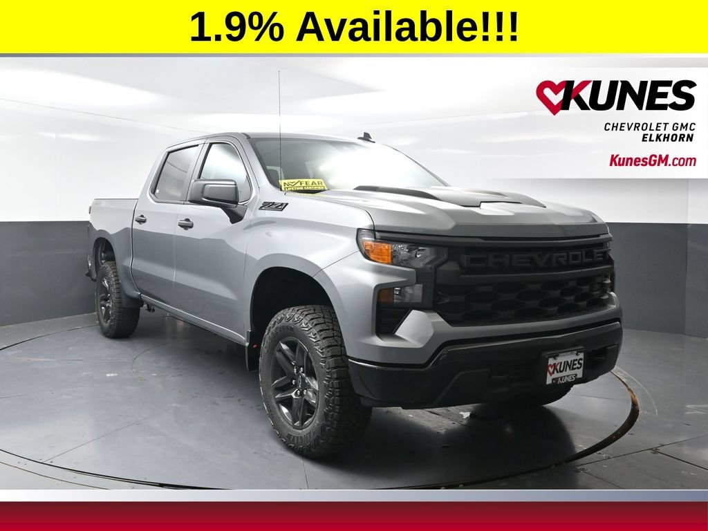 New 2026 Chevrolet Silverado 1500 Custom Trail Boss w/ Dark Appearance Package