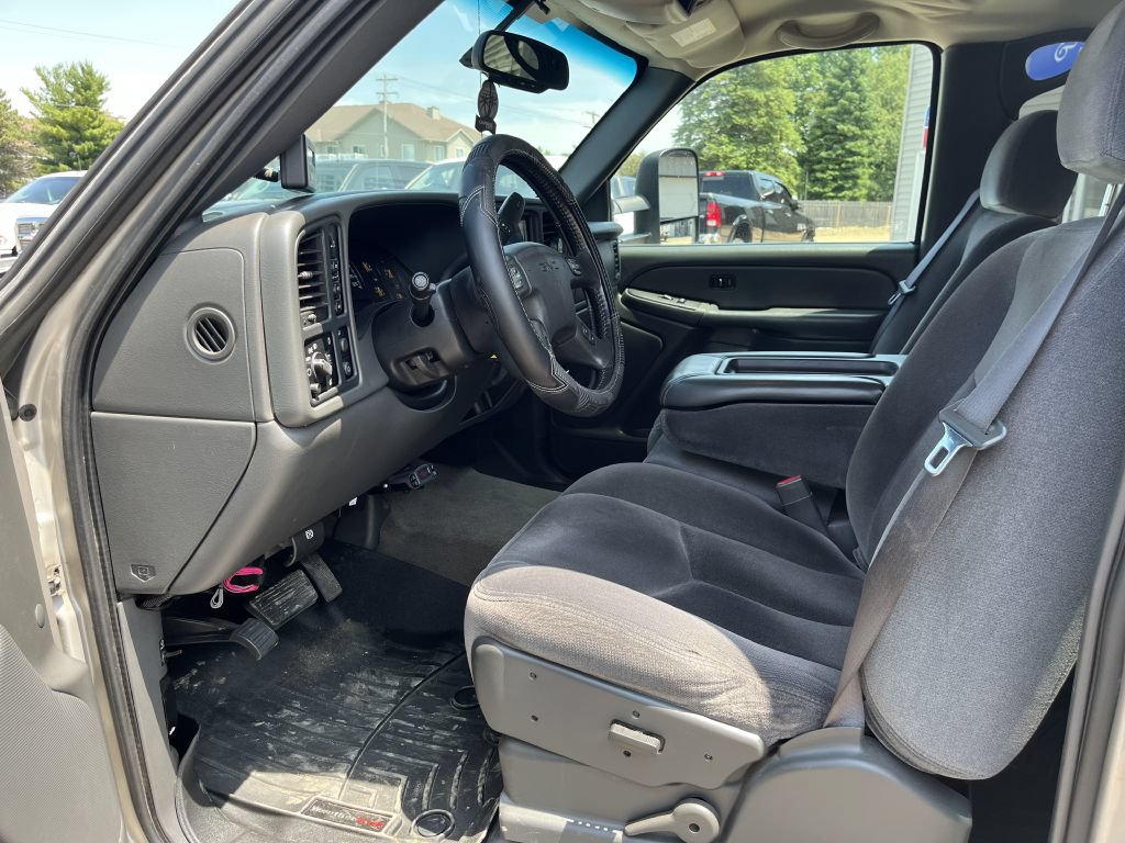 Used 2006 GMC Sierra 2500 SLE w/ Heavy-Duty Power Package AWD/4WD image 21