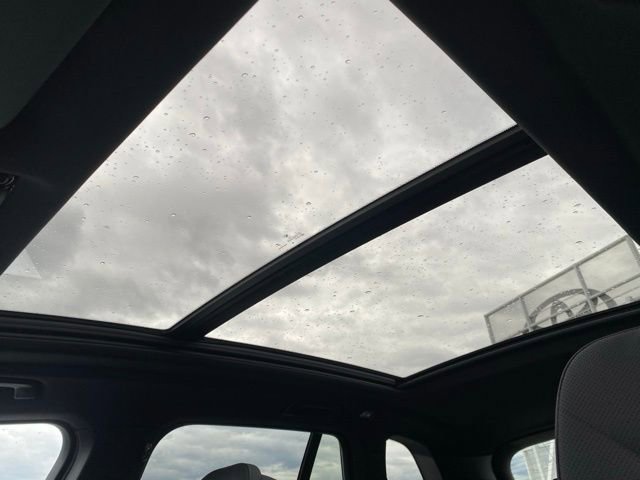 Used 2026 BMW X5 xDrive40i w/ M Sport Package image 17