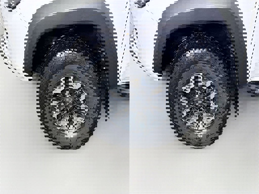 Used 2023 Toyota Tacoma TRD Off-Road image 24