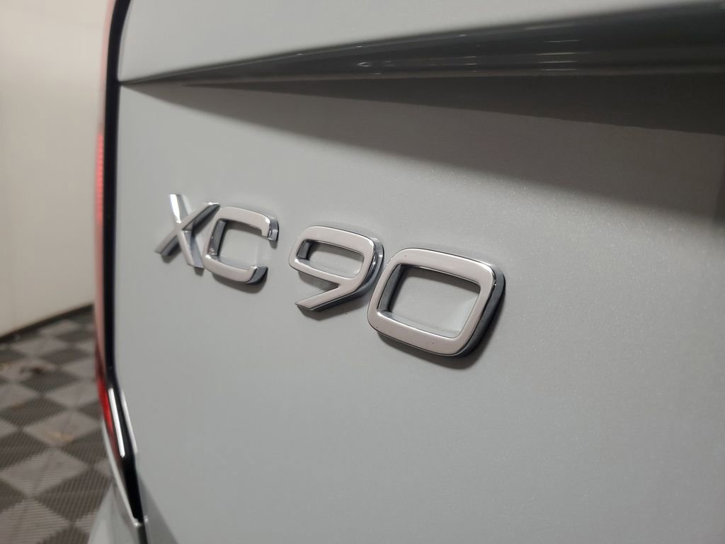 Certified 2026 Volvo XC90 B6 Plus w/ Protection Package Premier image 10