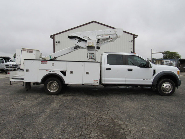 Used 2017 Ford F550 2WD Crew Cab Super Duty image 2