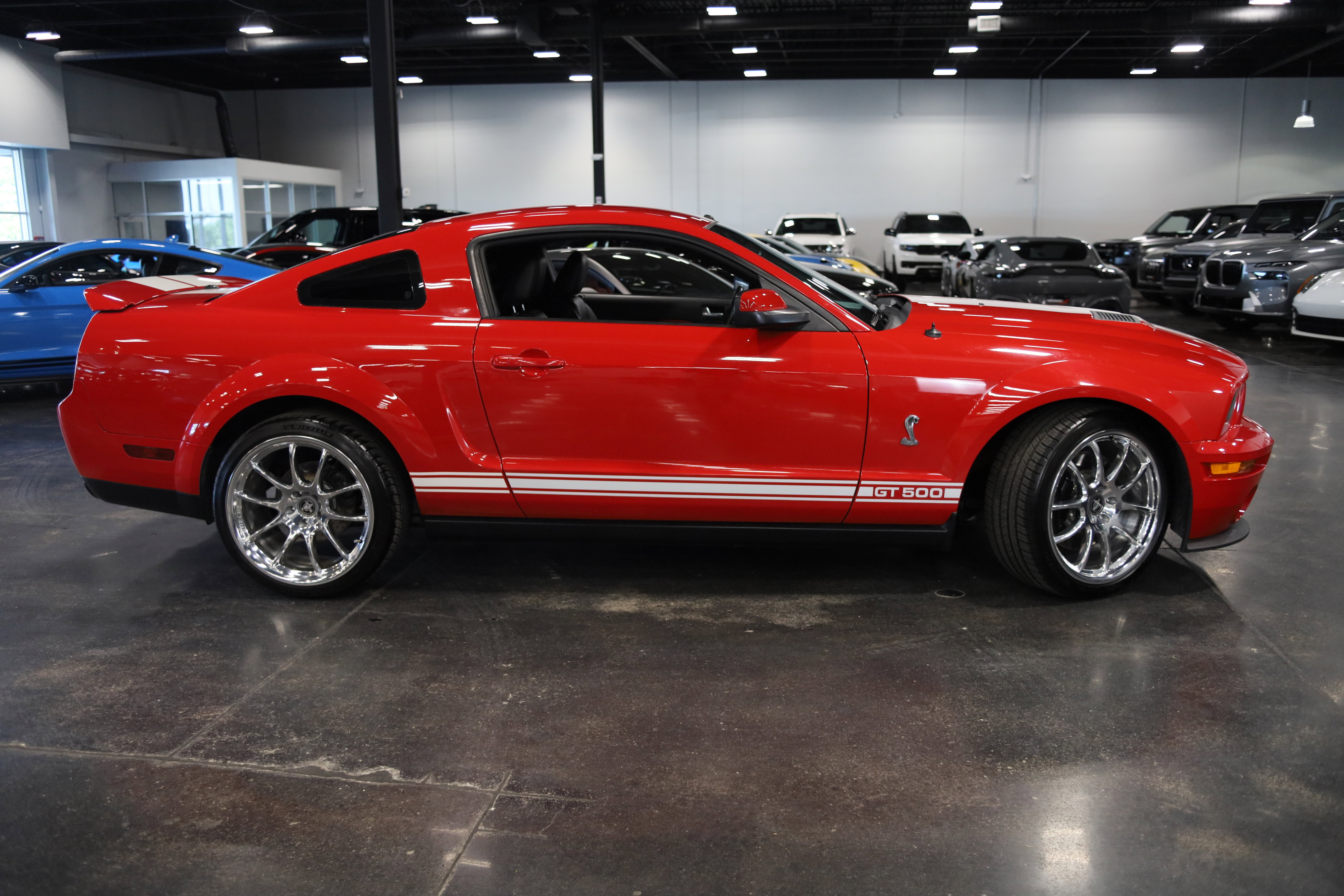 Used 2007 Ford Mustang Shelby GT500 RWD image 8