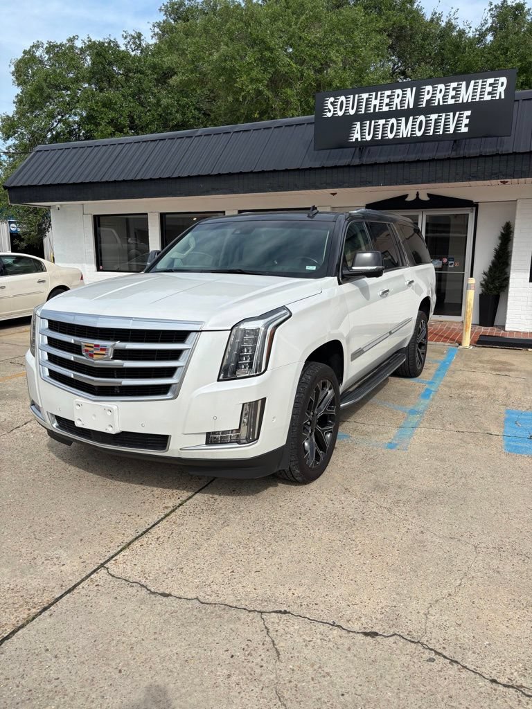 Used 2020 Cadillac Escalade ESV Premium Luxury AWD/4WD image 1