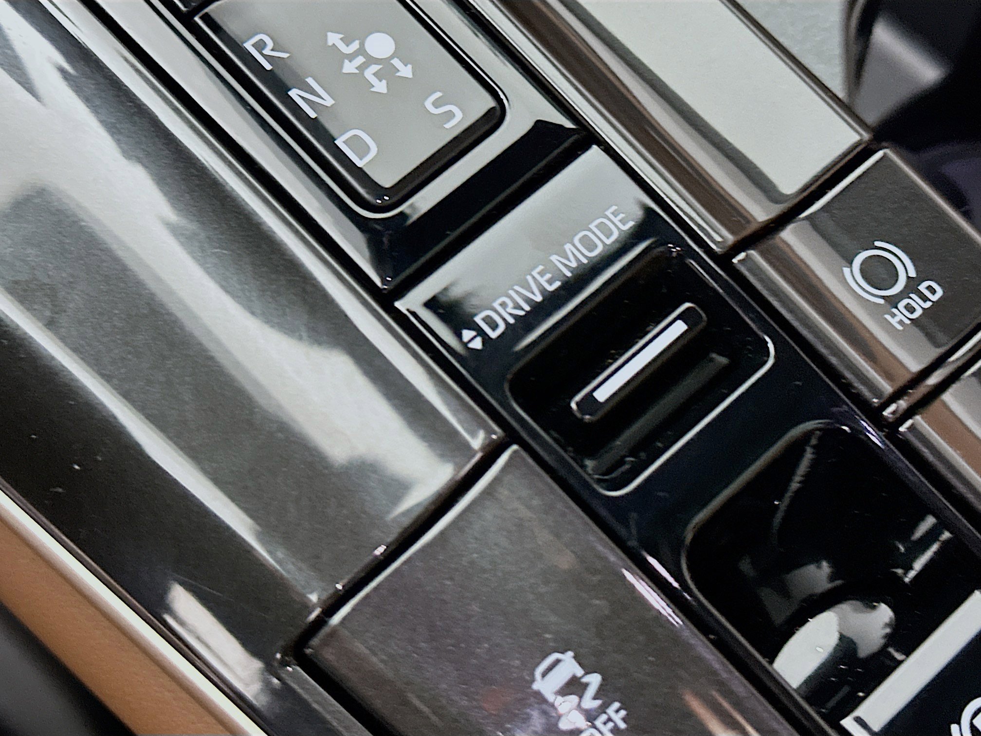 Used 2025 Toyota Crown Signia w/ Advanced Technology Package image 23