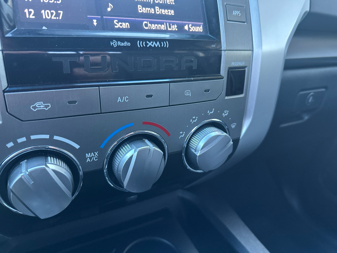 Used 2014 Toyota Tundra SR image 28