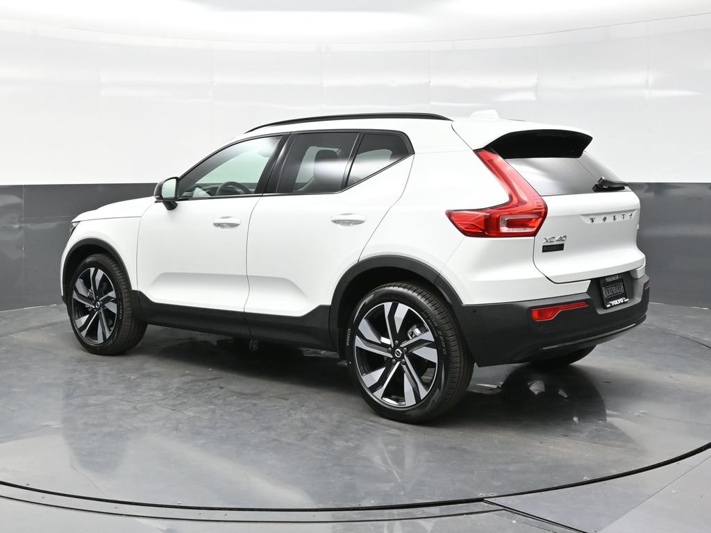 New 2026 Volvo XC40 B5 Ultra w/ Protection Package Premier AWD/4WD image 4