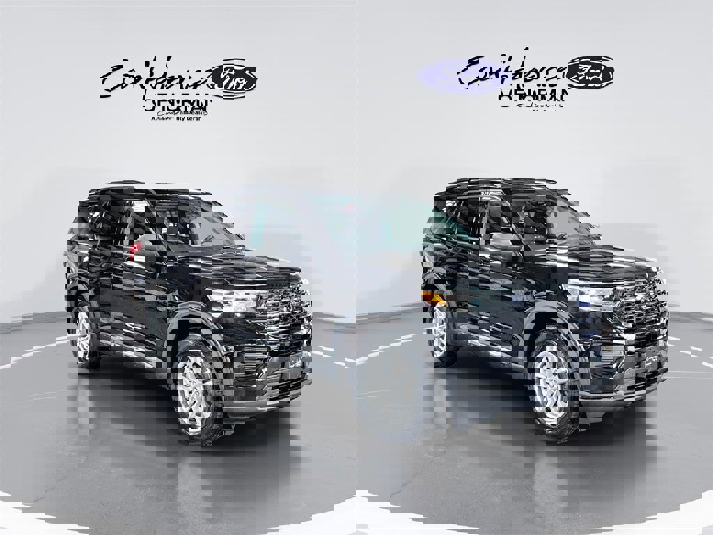 Used 2022 Ford Explorer XLT image 11