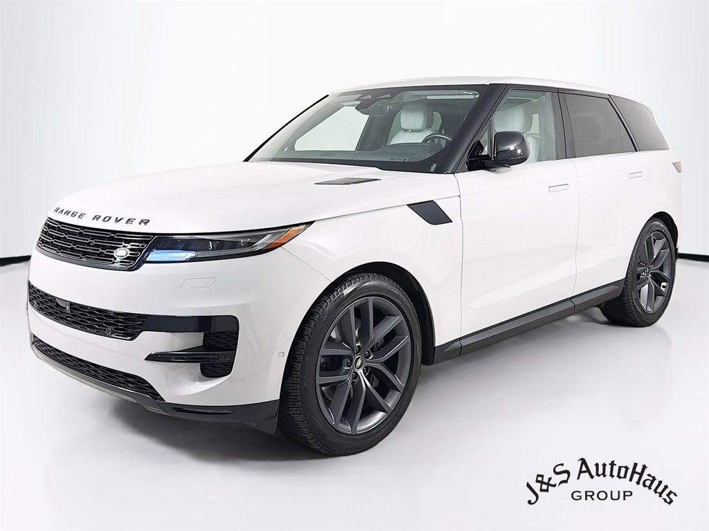 Used 2024 Land Rover Range Rover Sport SE AWD/4WD image 3