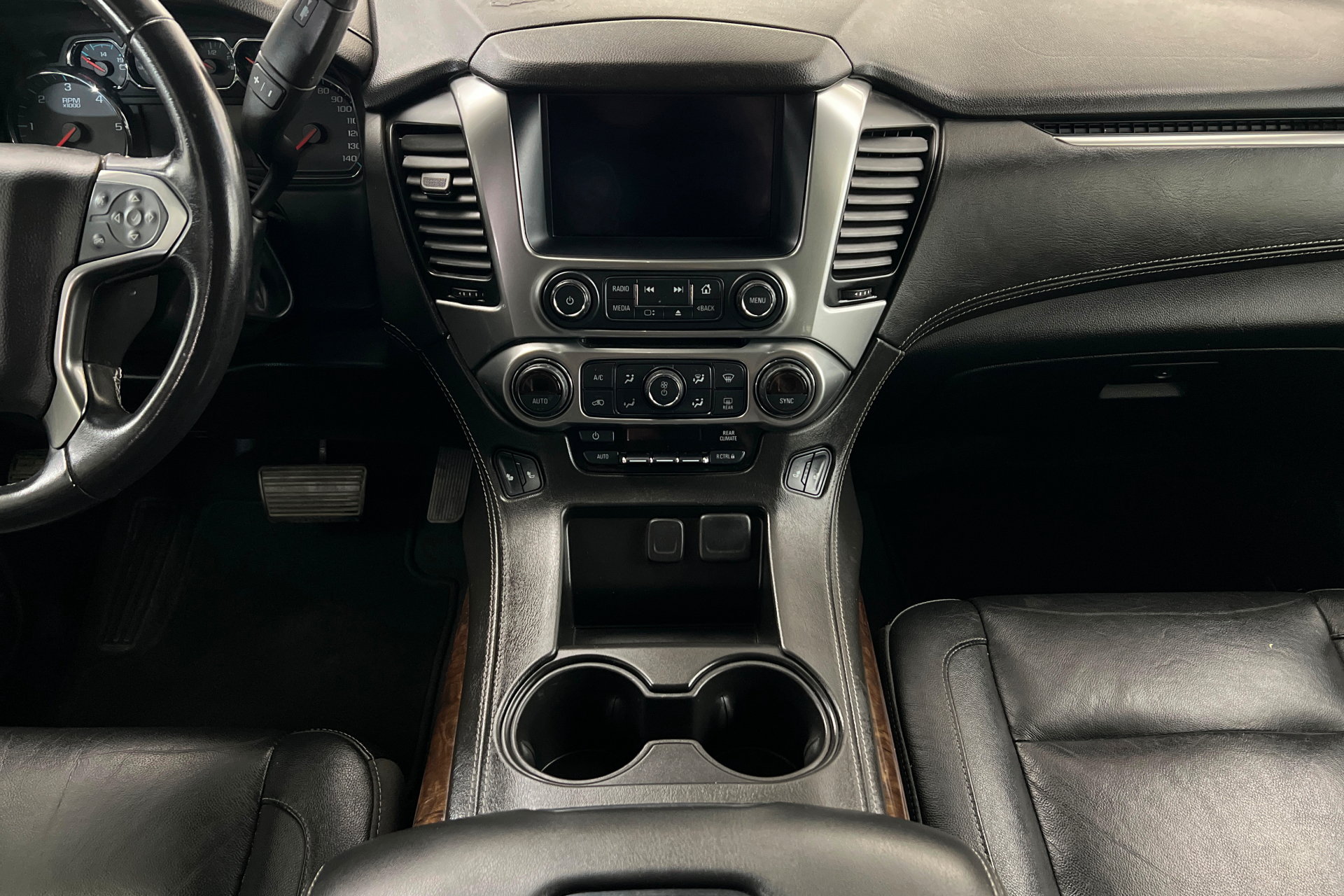 Used 2020 Chevrolet Tahoe LT AWD/4WD image 14
