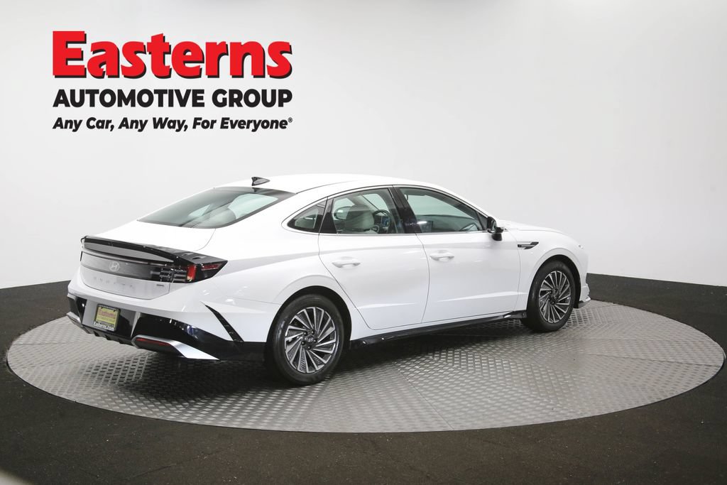 Used 2025 Hyundai Sonata SEL FWD image 41