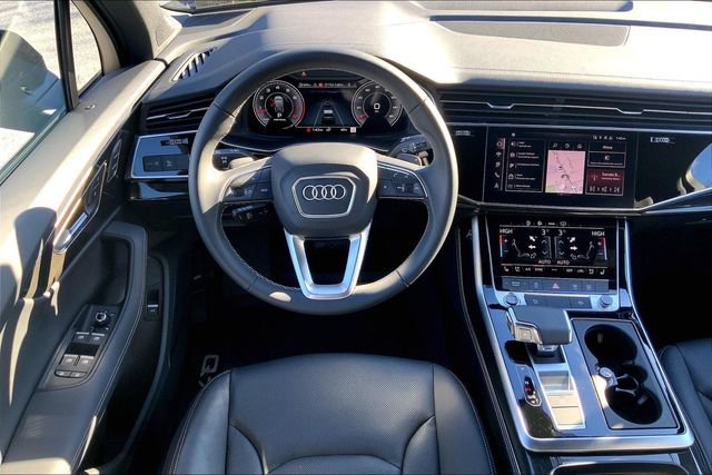 Used 2025 Audi Q7 3.0T Premium Plus w/ Premium Plus Package image 5