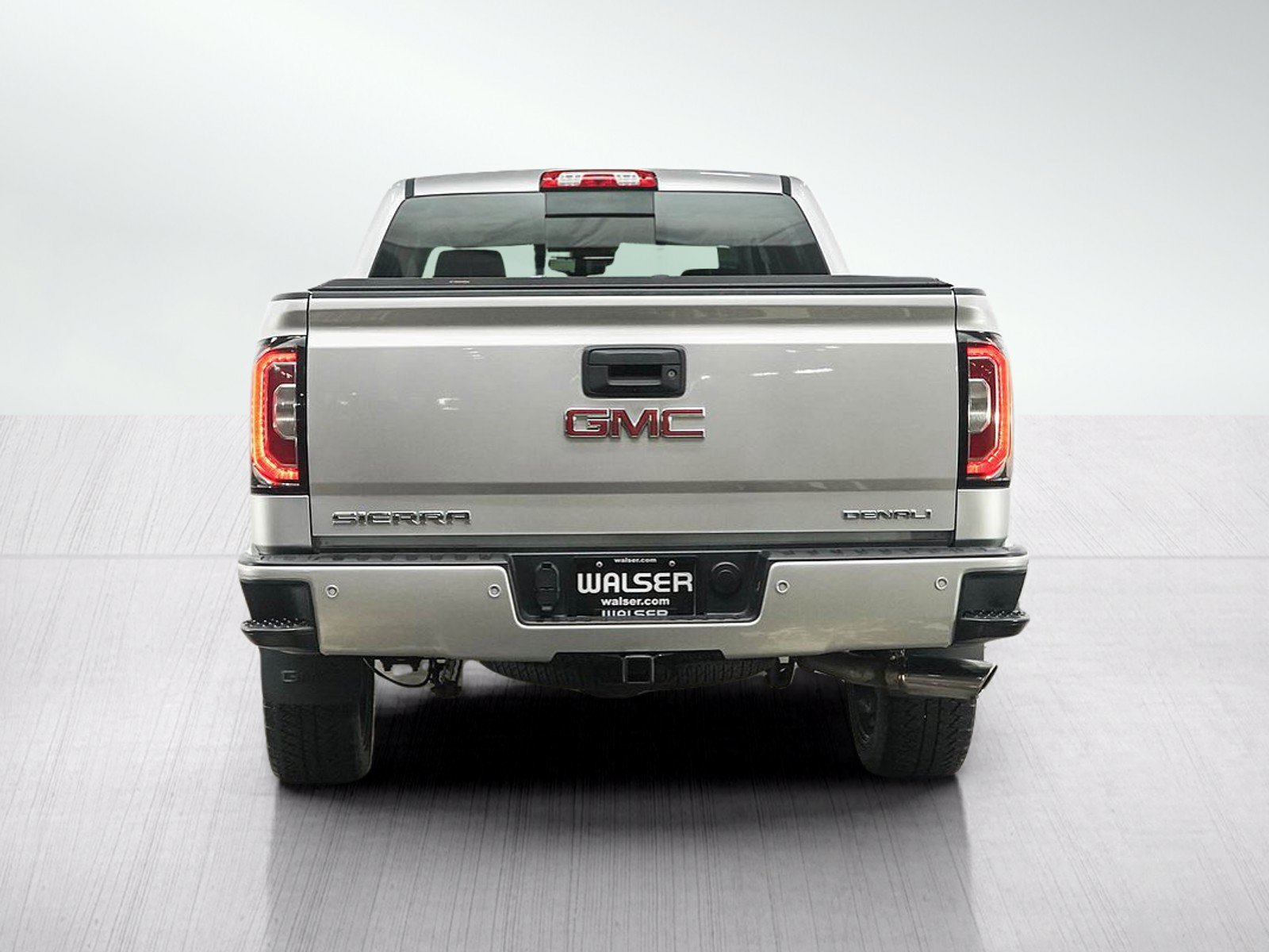Used 2018 GMC Sierra 1500 Denali w/ Denali Ultimate Package AWD/4WD image 4
