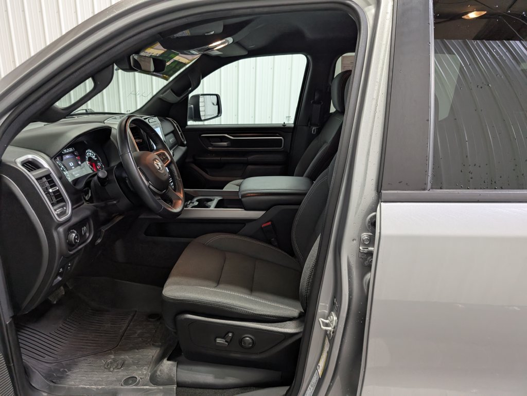 Used 2023 RAM 1500 Big Horn AWD/4WD image 15