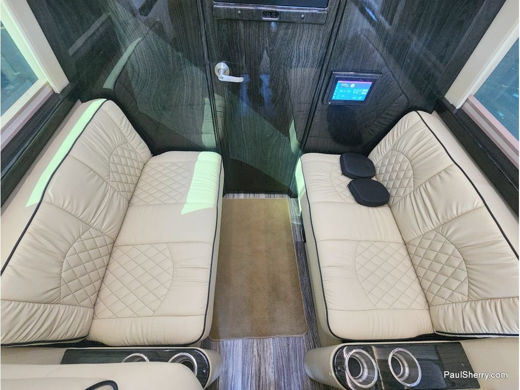 Used 2020 Mercedes-Benz Sprinter 2500 image 45
