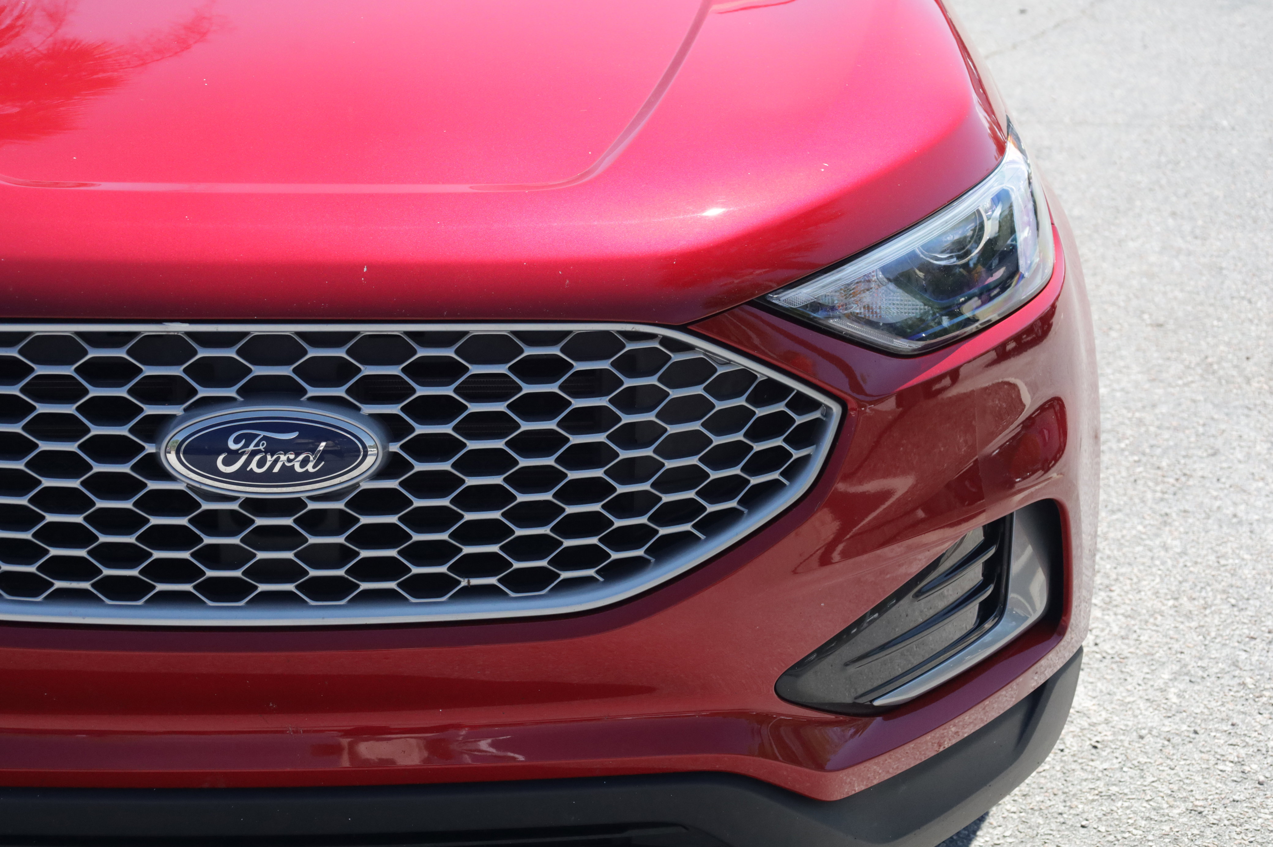 Used 2024 Ford Edge SEL image 20