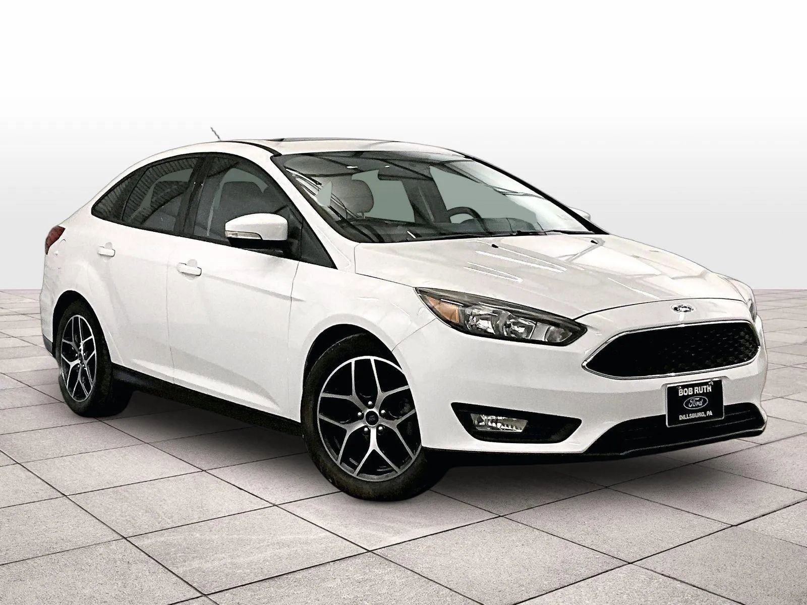 Used 2018 Ford Focus SEL image 2