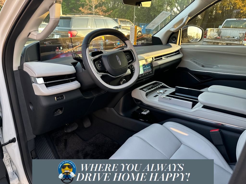 New 2026 Lincoln Navigator Premiere image 9