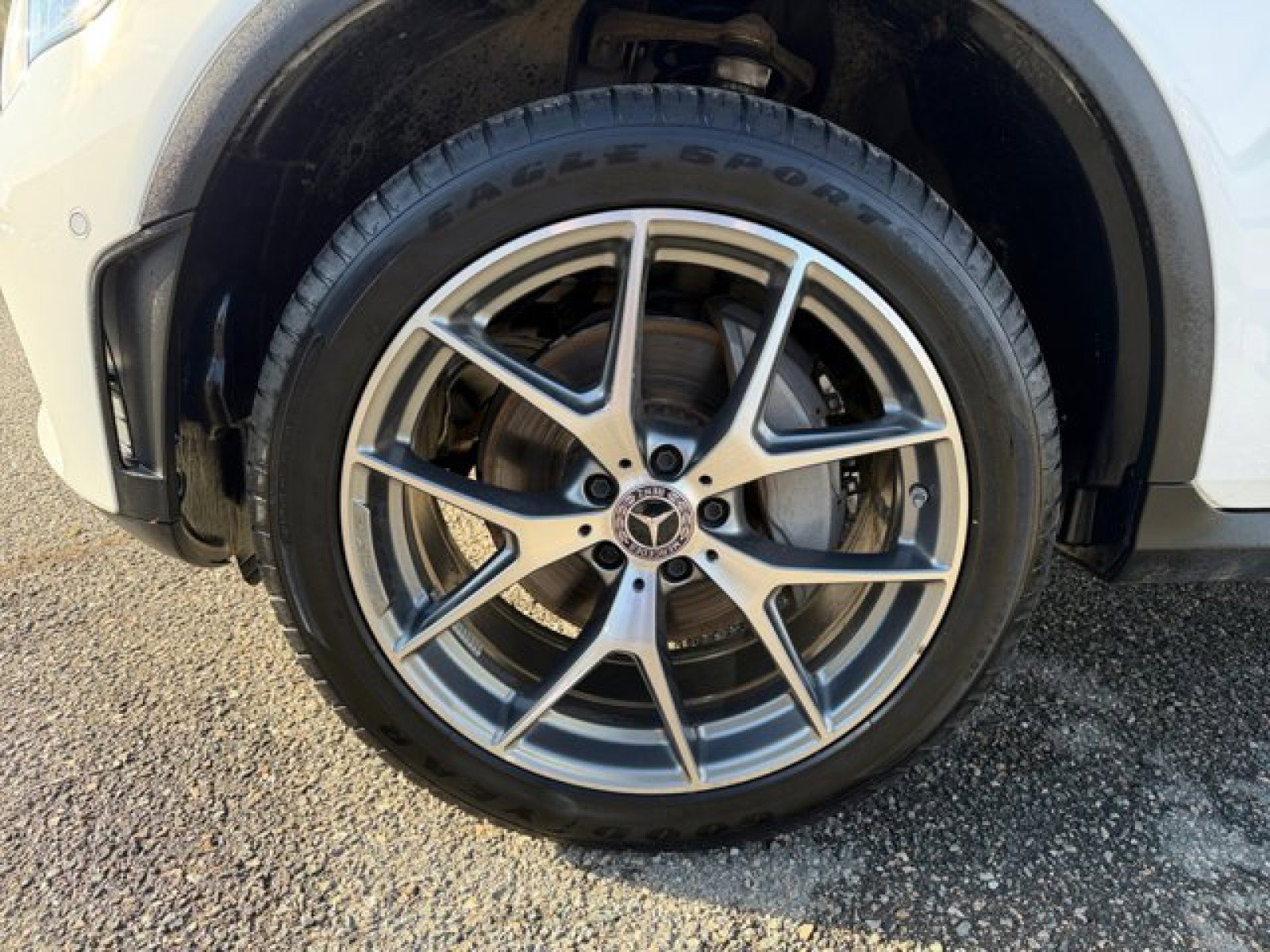 Used 2021 Mercedes-Benz GLC 300 4MATIC Coupe image 9