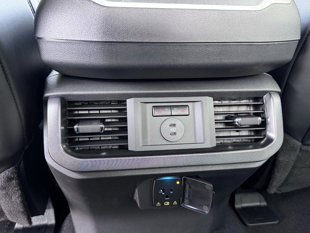 New 2025 Ford F150 Platinum w/ FX4 Off-Road Package image 33