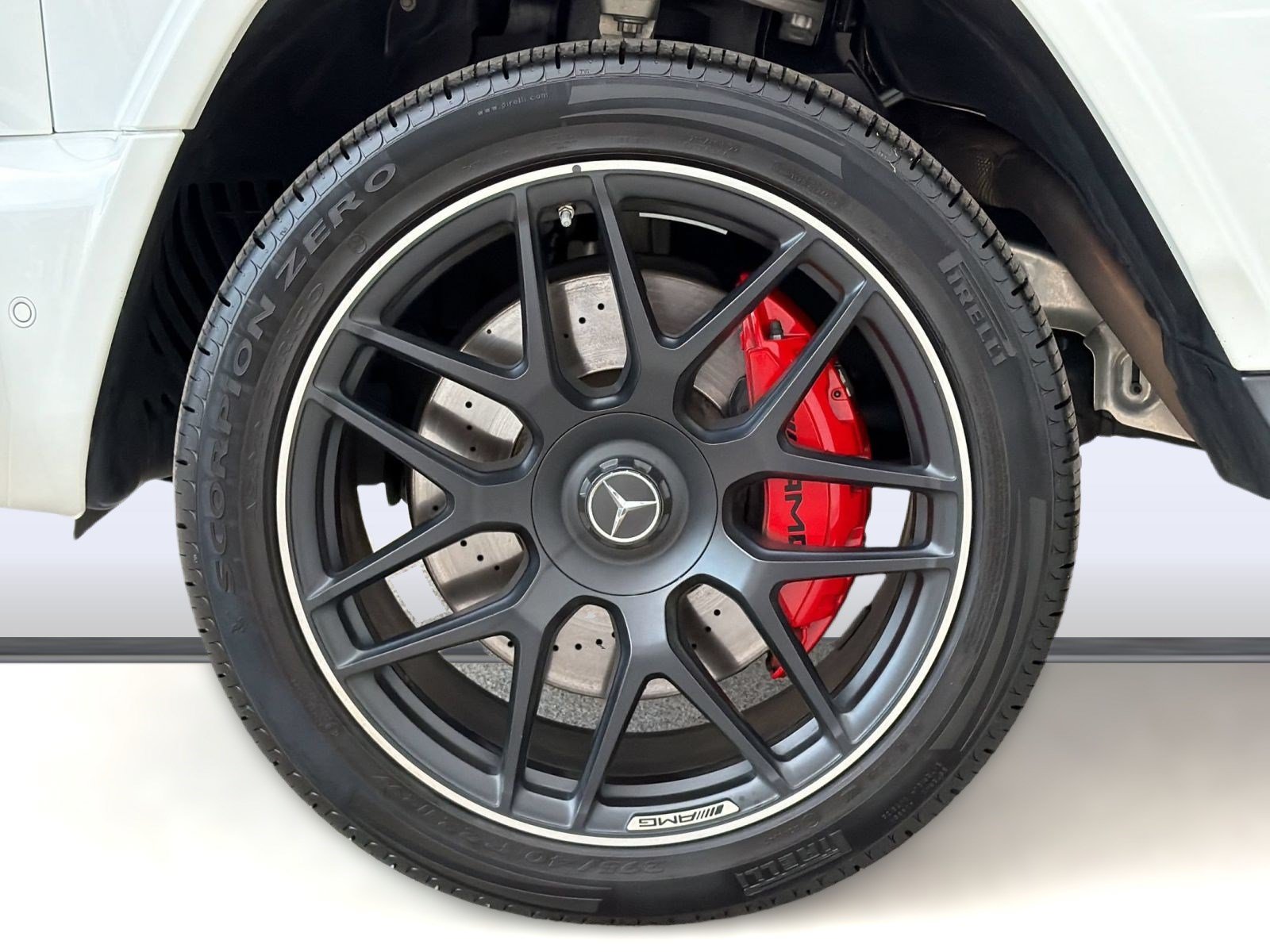 Certified 2022 Mercedes-Benz G 63 AMG 4MATIC image 13