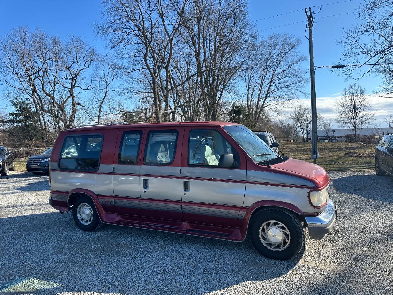 Used 1996 Ford E-150 and Econoline 150 RWD image 4