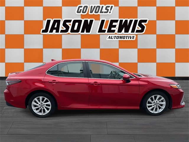Used 2023 Toyota Camry LE image 2