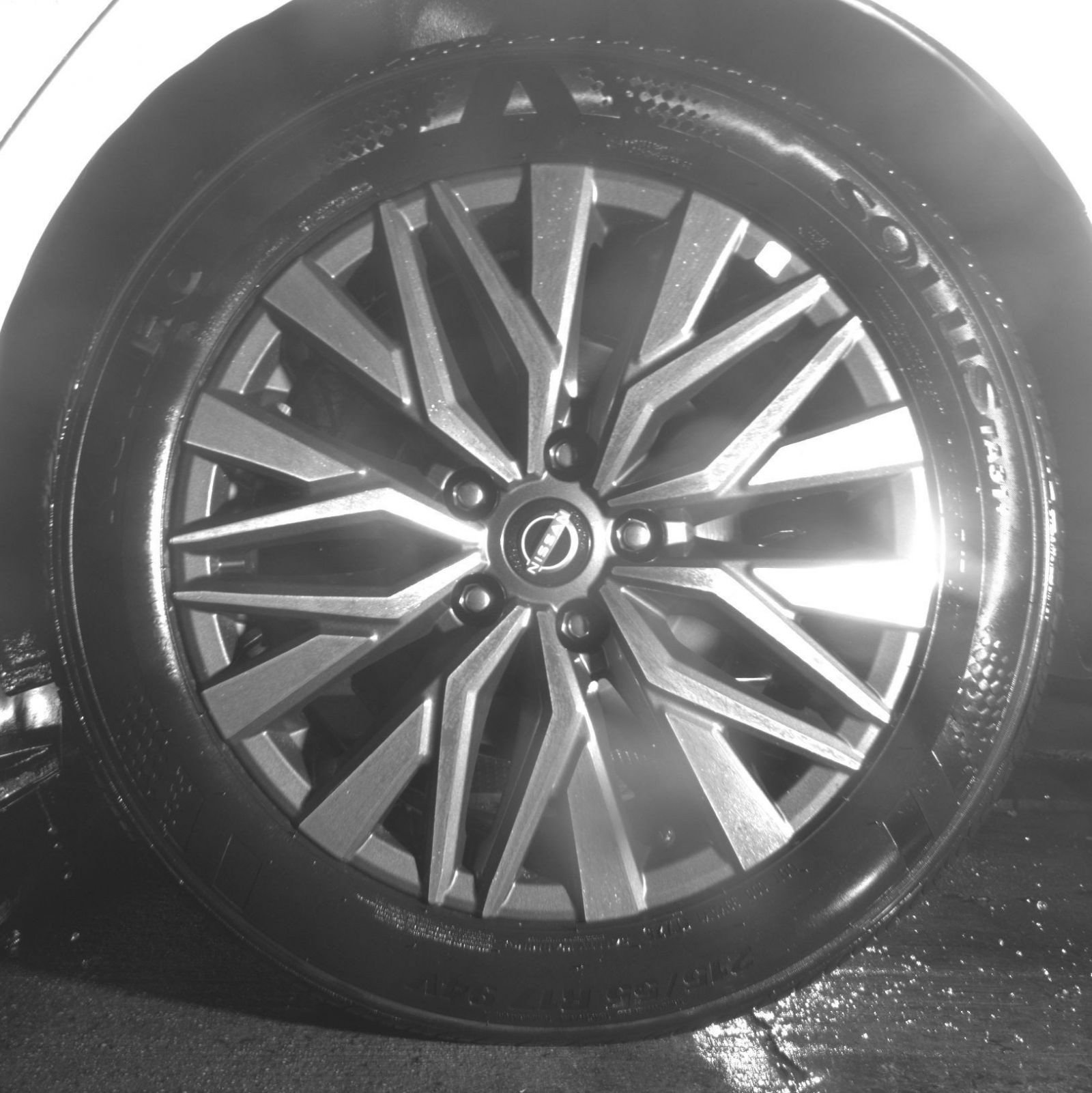 Used 2025 Nissan Altima 2.5 SV FWD image 17
