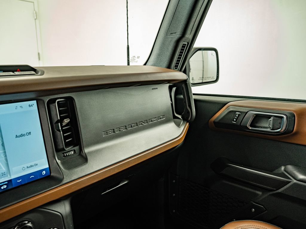 Used 2024 Ford Bronco Outer Banks image 30