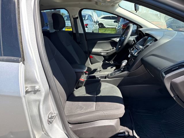 Used 2018 Ford Focus SEL FWD image 9