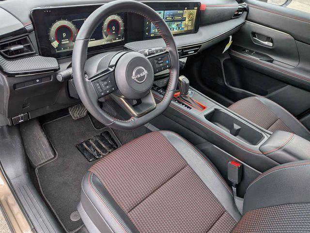 Used 2025 Nissan Kicks SR AWD/4WD image 10