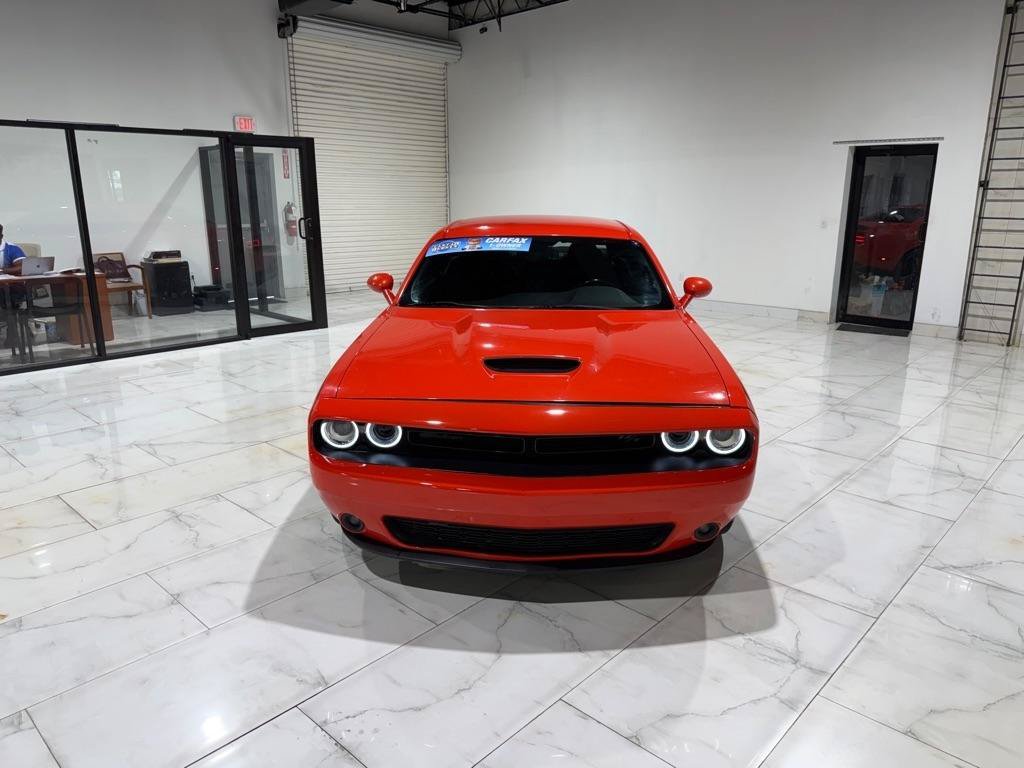Used 2020 Dodge Challenger R/T w/ Blacktop Package RWD image 2