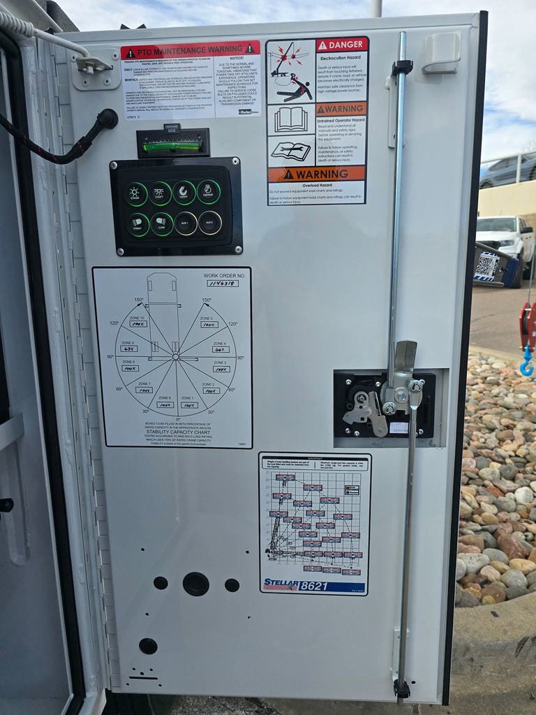 New 2026 Ford F550 4x4 Crew Cab image 11