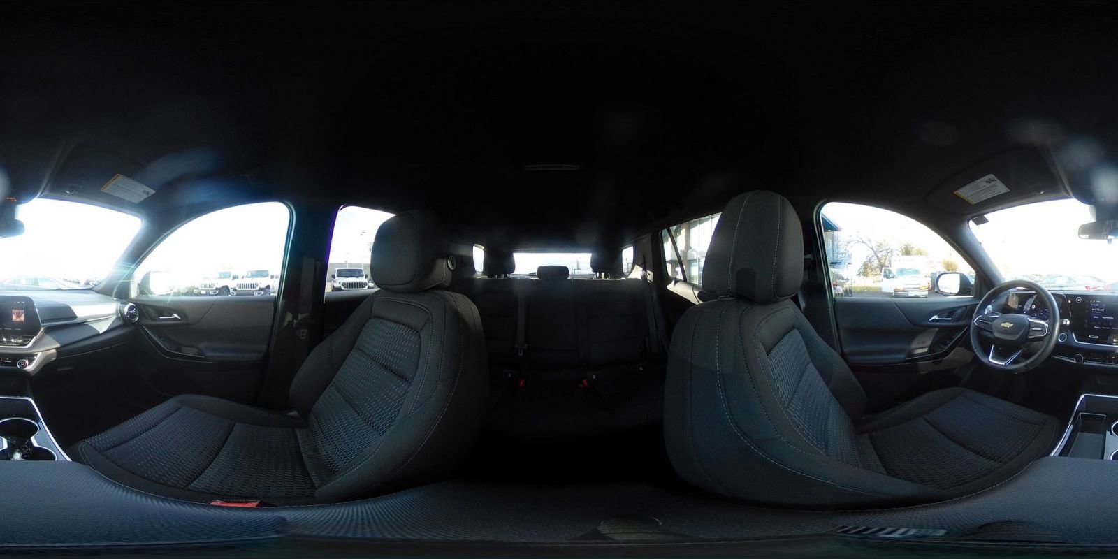 Used 2025 Chevrolet Equinox LT image 41