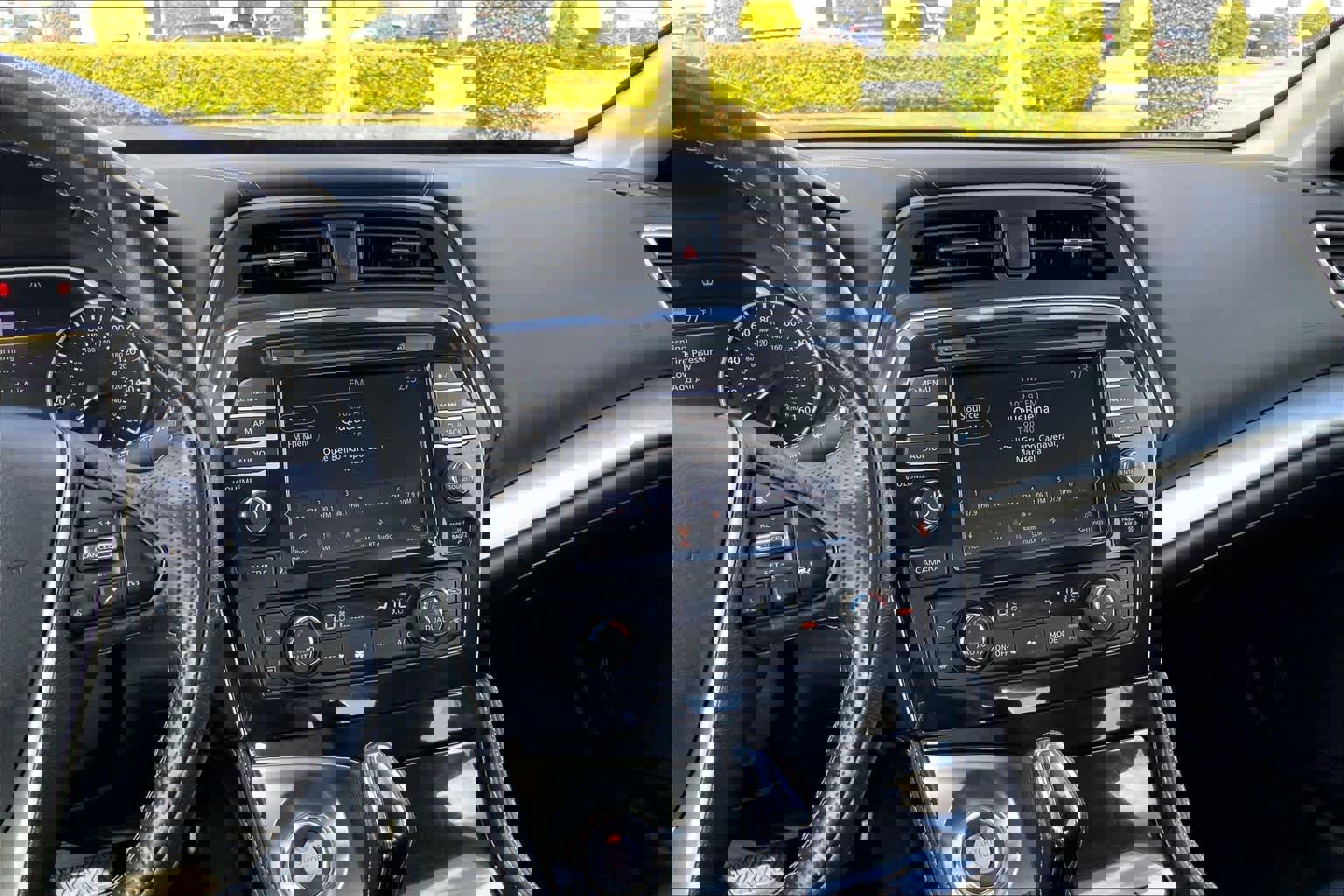 Used 2023 Nissan Maxima SL image 7