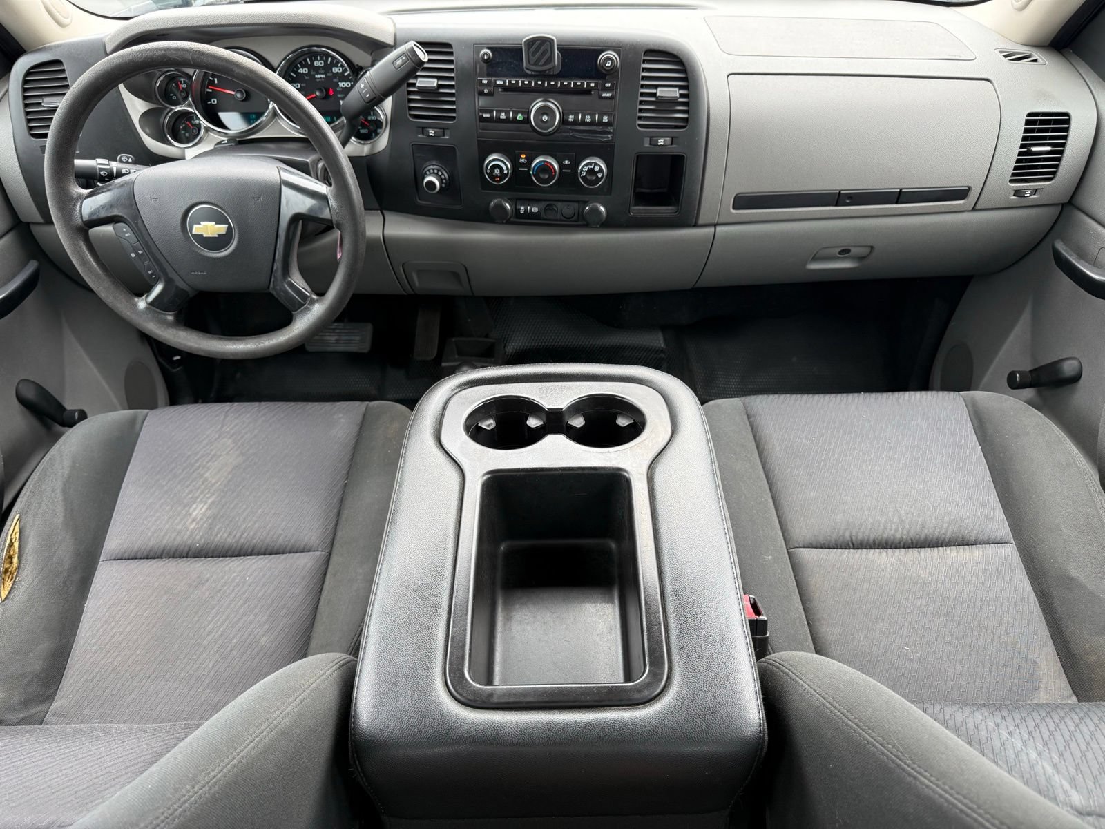 Used 2013 Chevrolet Silverado 3500 W/T AWD/4WD image 2