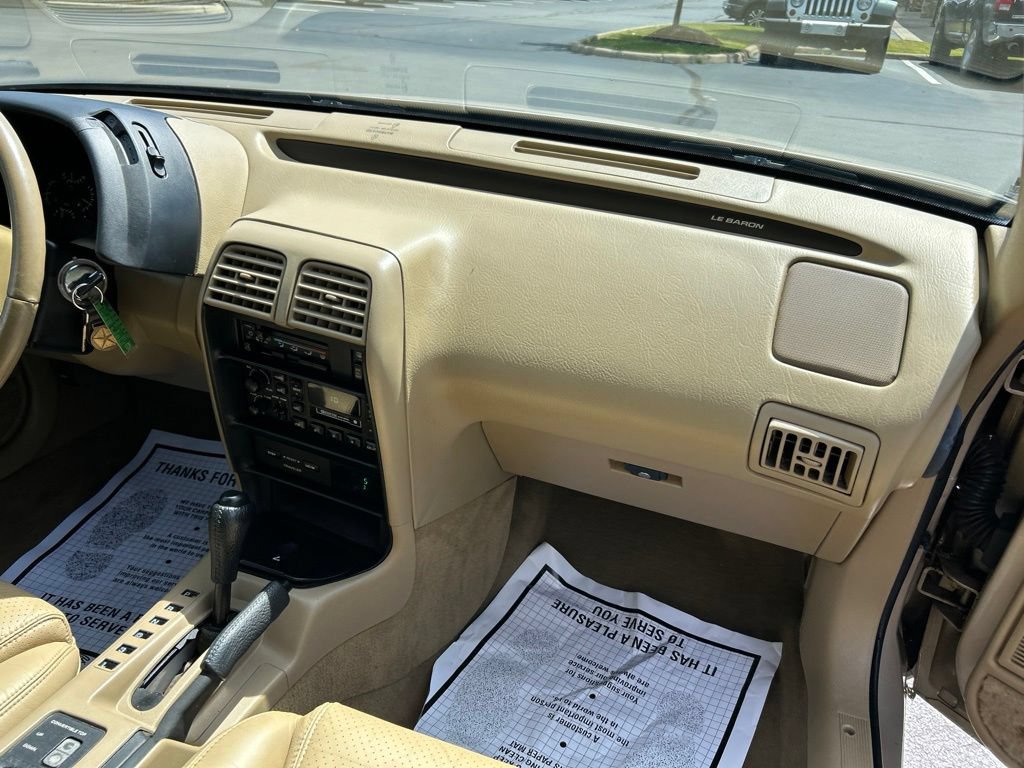 Used 1992 Chrysler LeBaron LX FWD image 24